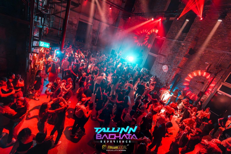 Zouk dancing at TBEX